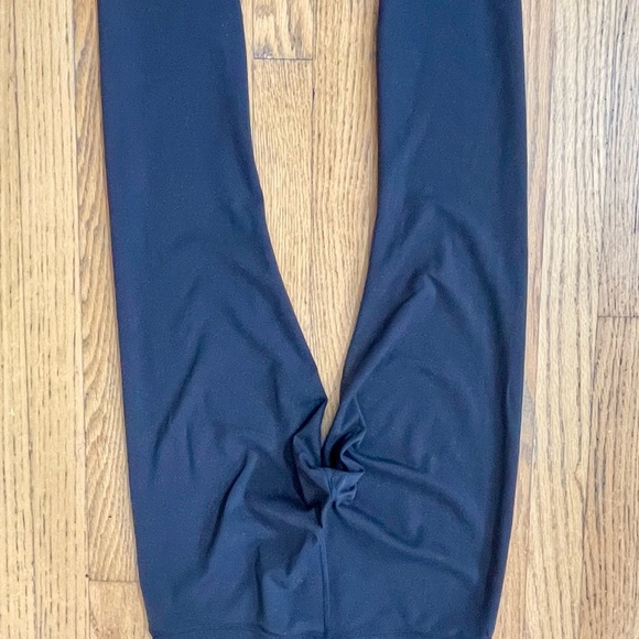 LULULEMON WUNDERTRAIN LEGGINGS - Picture 2 of 3